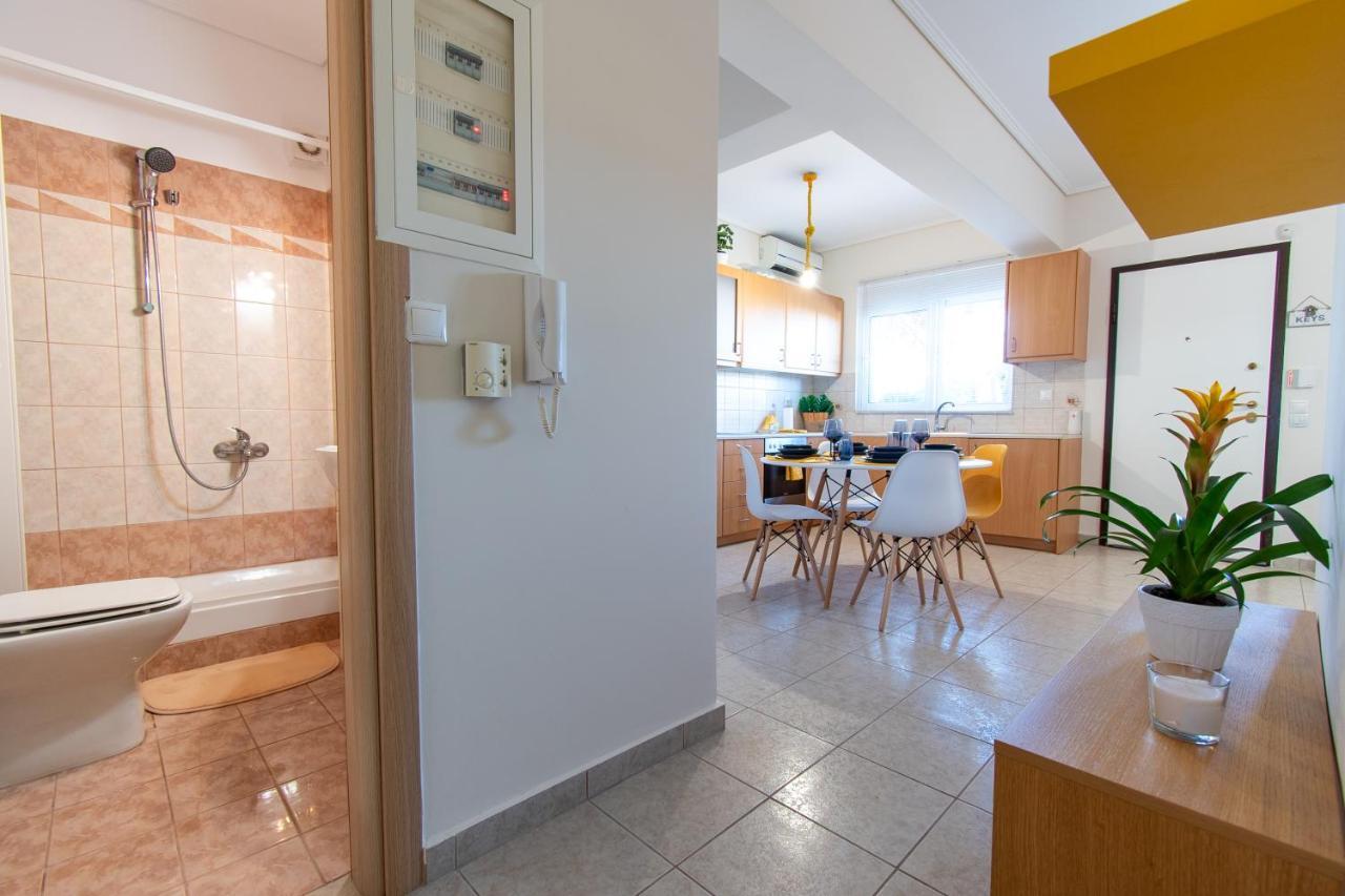 Yelayellow House Near To Airport, Rafina Port And Metropolitan Expo Artemida  Exterior foto